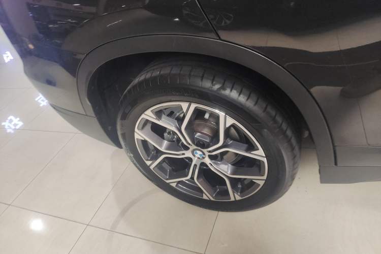 Used BMW X1 2021 Restyled sDrive25Li Leading Edition Exterior 3