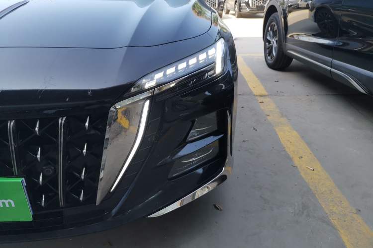 Used Hongqi H6 2023 2.0T ZhiShang Version
