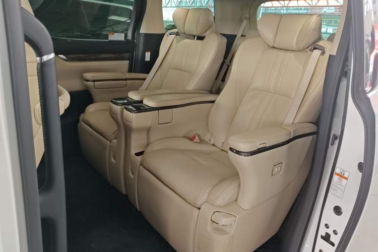 Used Toyota Vellfire 2019 Dual-Engine 2.5L HV Prestige Edition