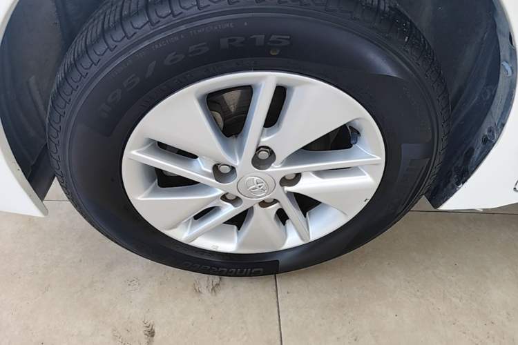 Used Toyota Corolla 2014 1.6L CVT GL-i