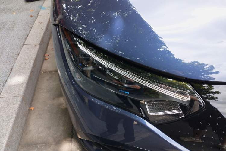 Used Mercedes-Benz EQE 2022 350 First Edition Special Version Right Front Headlight