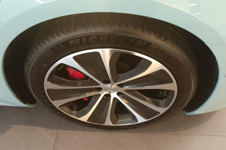 Used Hima Luxeed S7 2025 785 km Ultra Exterior 4