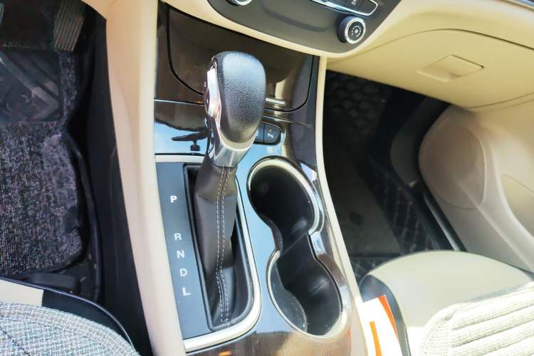 Used Buick Verano 2018 Sedan 15S Automatic Entry Model Gear Lever