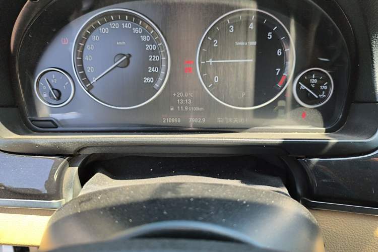 Used BMW 5 Series 2013 520Li Elegant Edition
