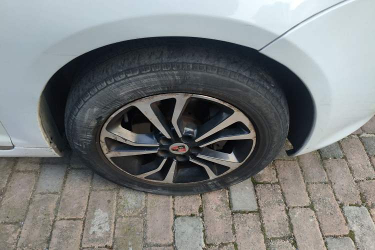 Used Roewe e550 2016 Deluxe Edition
