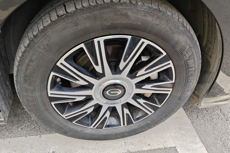 Used GAC Trumpchi E9 2023 E9 MAX Right Front Wheel Hub