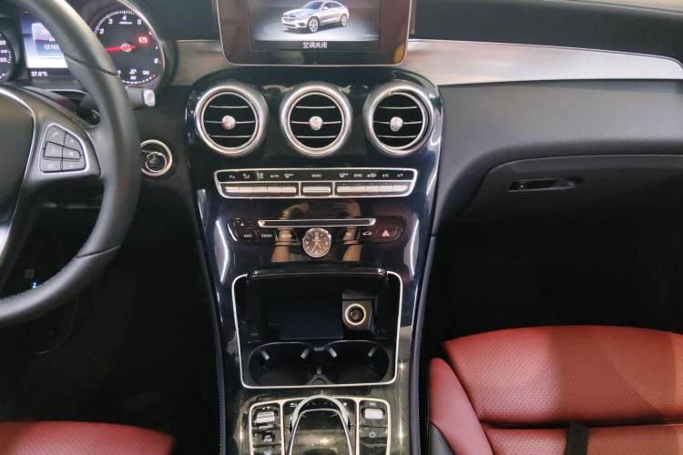 Used Mercedes-Benz GLC Coupe 2017 GLC 200 4MATIC Coupe SUV
