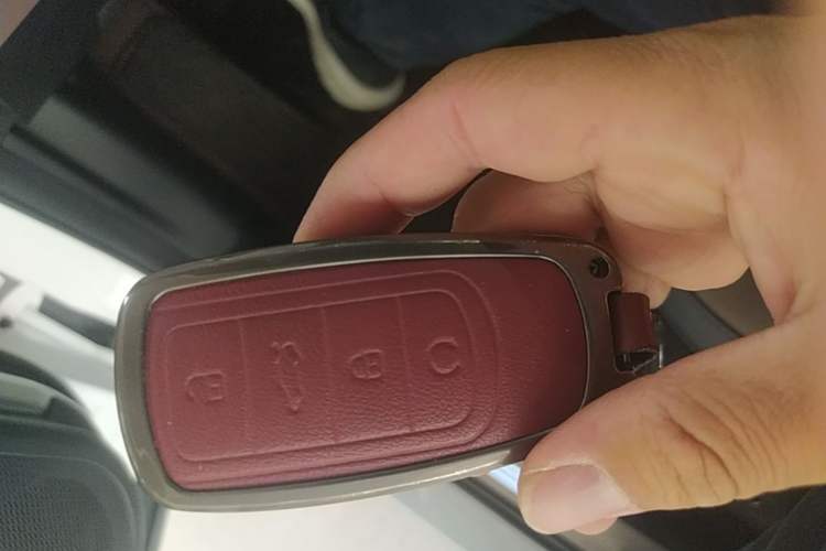 Used Chery Tiggo 8 PLUS 2025 290TGDI DCT Prestige 5-Seater