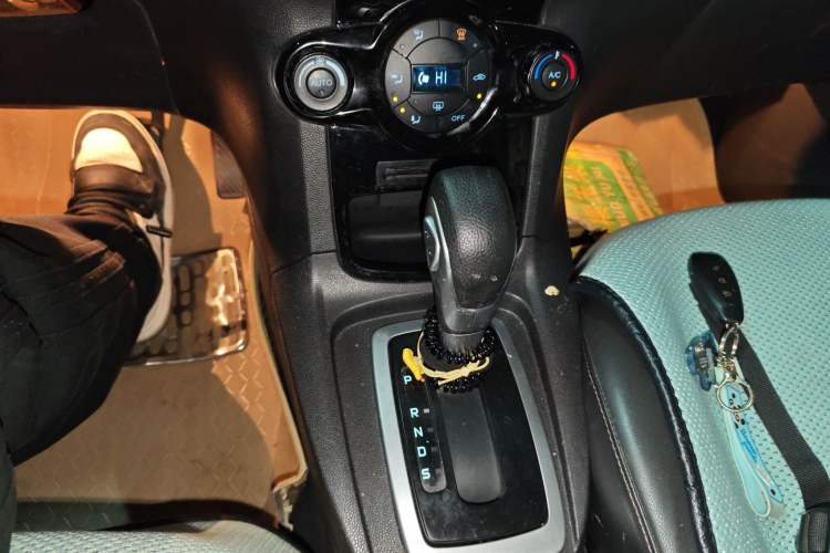 Used Ford Fiesta 2014 Hatchback 1.0 GTDi Automatic Dynamic Model