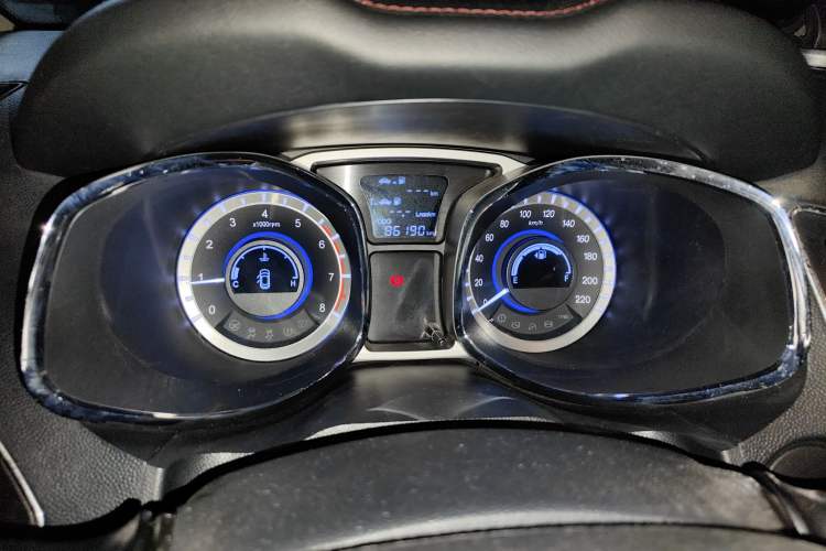 Used JAC Refine S5 2015 1.5T Manual Comfort Model
