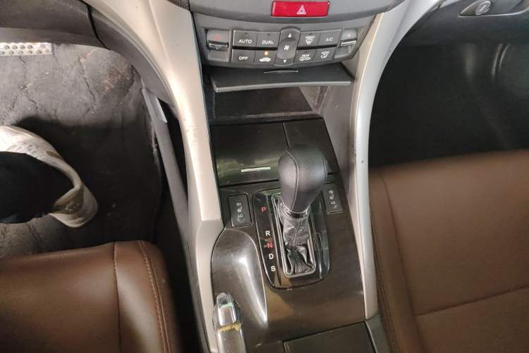 Used Honda Spirior 2009 2.4L TYPE-S Gear Lever