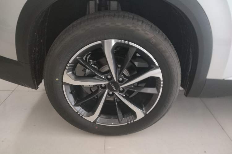 Used Dongfeng Aeolus Mage 2023 DH-i 1.5T Luxury Edition Exterior 8