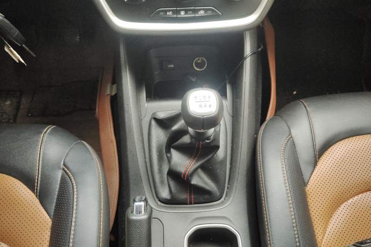 Used Wuling Hongguang S3 2018 1.5T Manual Comfort Model China V Standard