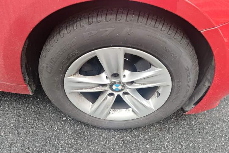 Used BMW 3 Series 2013 320i Sport Edition Right Front Wheel Hub