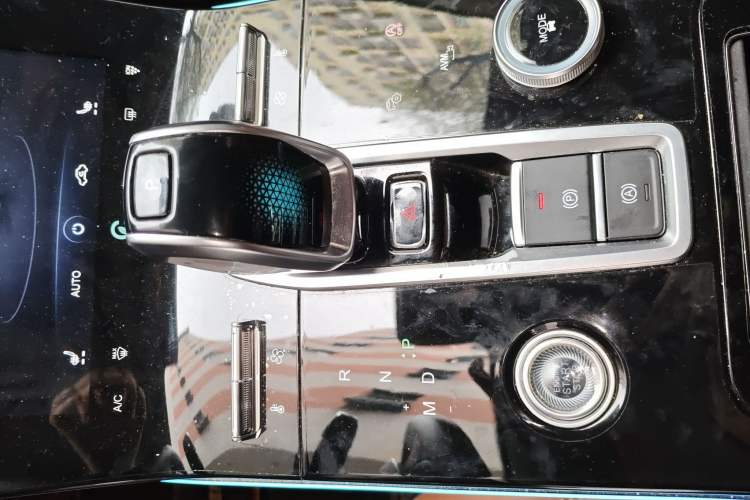 Used Chery Tiggo 8 PLUS 2022 Kunpeng Edition 390TGDI DCT Four-Wheel Drive Luxury Version
