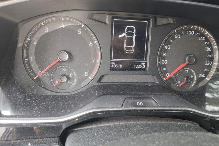 Used Volkswagen Sagitar 2020 280TSI DSG Comfort Version China VI Standard Odometer Close Up