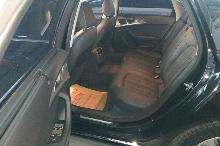 Used Audi A6L 2018 30th Anniversary Edition 35 TFSI Fashion Model Left Rear Seat