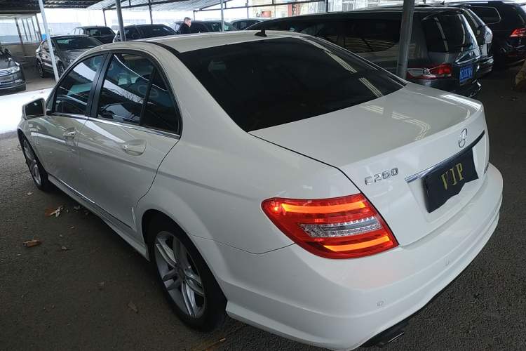 Used Mercedes-Benz C-Class 2013 C 180 Classic Grand Edition