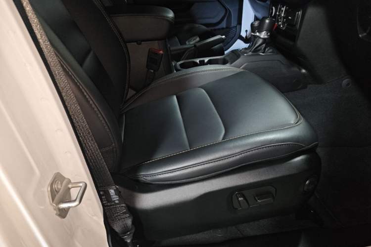 Used Jeep Wrangler 2024 2.0T Sahara Four-Door Edition
