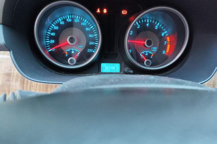 Used Buick Excelle 2015 1.5L Automatic Classic Model
