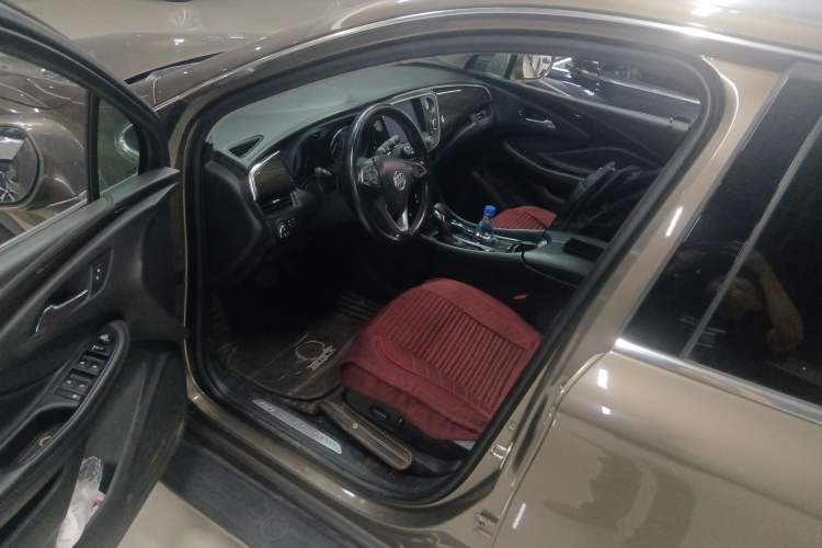 Used Buick Envision 2018 20T Two-Wheel-Drive Elite Model Driver Seat