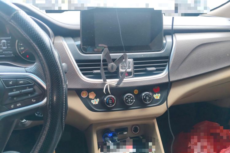 Used Baojun 730 2017 1.5T Manual Fashion Version 7 Seats China V Emission Standard