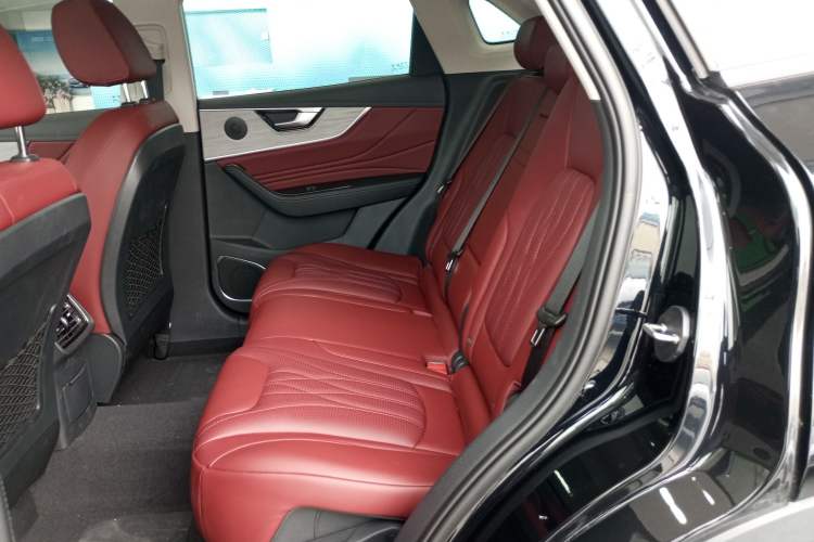 Used Hongqi HS5 2025 2.0T Two-Wheel Drive Flagship Pro Edition