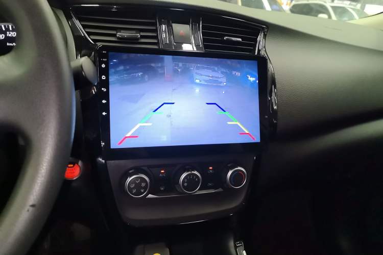 Used Nissan Sylphy 2016 1.6XV CVT Smart Enjoyment Version Audio And AC Panel