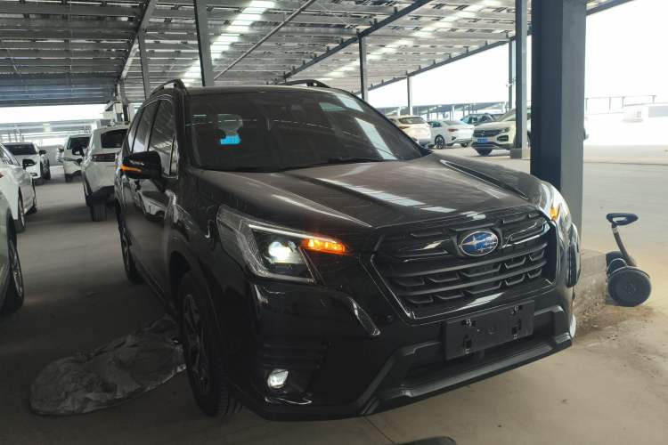 Used Subaru Forester 2024 2.0i AWD Luxury Edition EyeSight Front Right 45 Deg