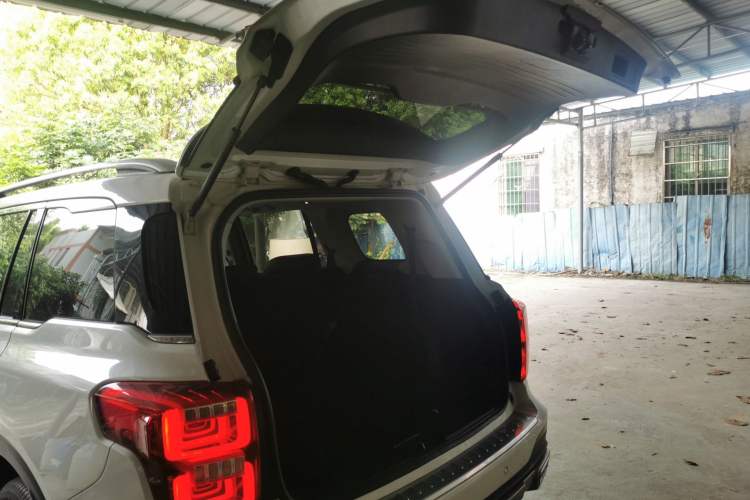 Used GAC Trumpchi GS8 2020 390T Two-Wheel Drive Luxury Smart Connectivity Version (7 Seats)
