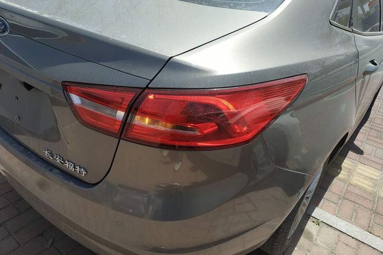 Used Ford Escort 2017 1.5L Manual Comfort Model
