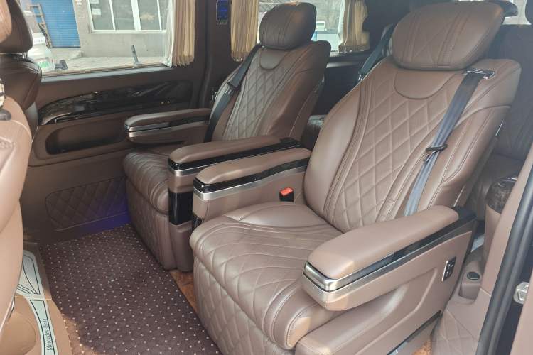 Used Mercedes-Benz Vito 2021 2.0T Business Version 7 Seats