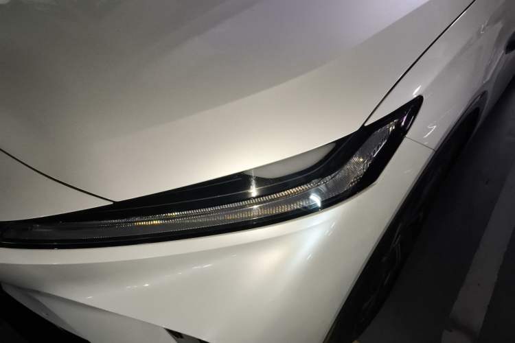 Used Rising R7 2024 Advanced Edition