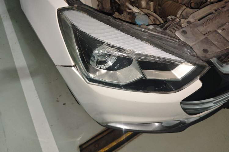 Used JAC Group Refine S2 2016 1.5L CVT Luxury Smart Version Two-Tone Edition
