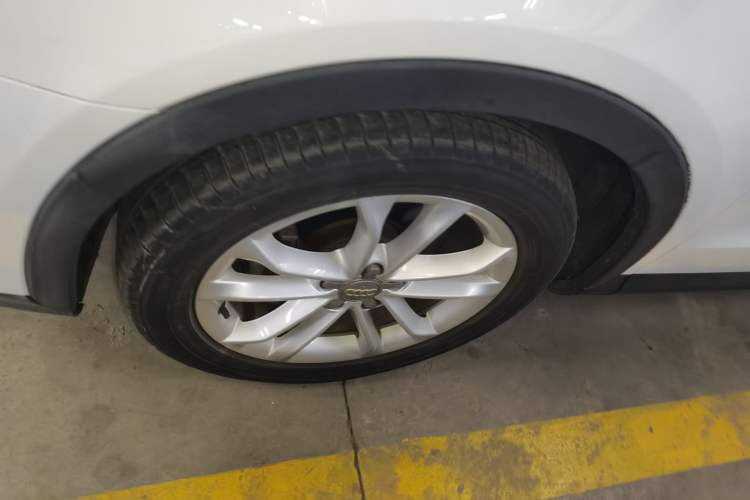 Used Audi Q3 2015 30 TFSI Ambition Edition