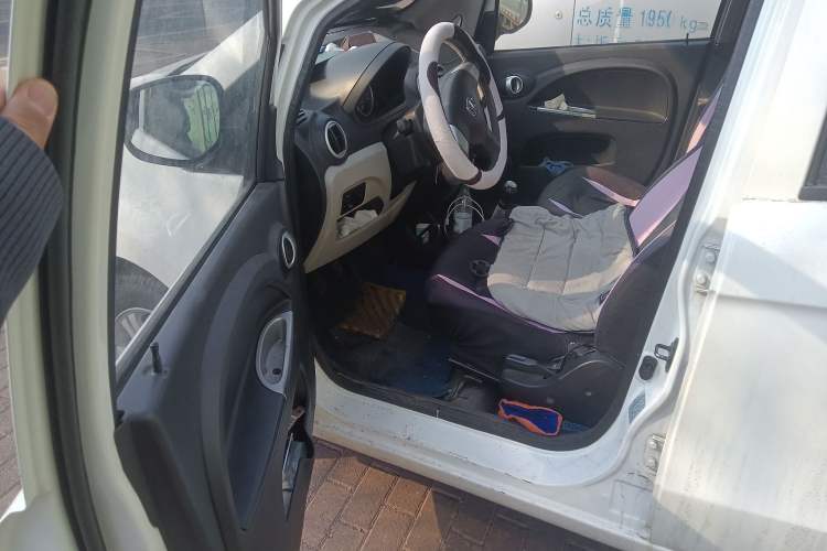 Used CHANGAN Benni mini 2012 1.0L Manual Family Edition China IV Standard