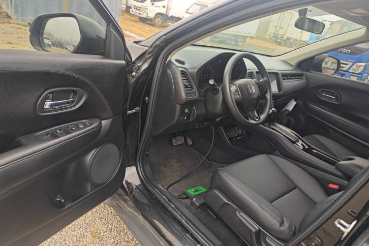 Used Honda Vezel 2017 1.5L CVT 2WD Comfort Model
