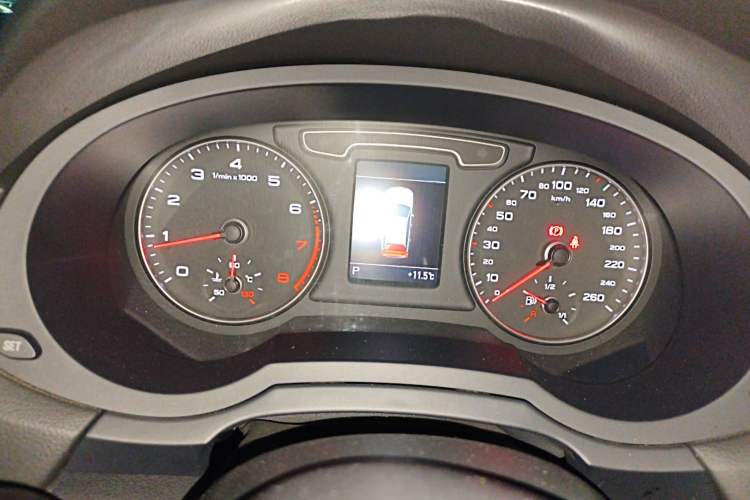 Used Audi Q3 2015 35 TFSI quattro Technology Edition
