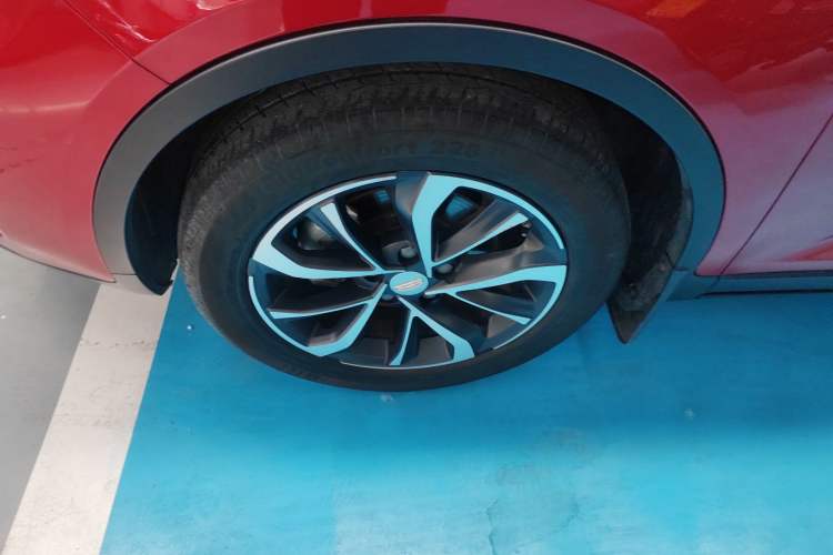 Used Geely Auto Emgrand GS 2019 1.4T CVT Edition Left Front Wheel Hub
