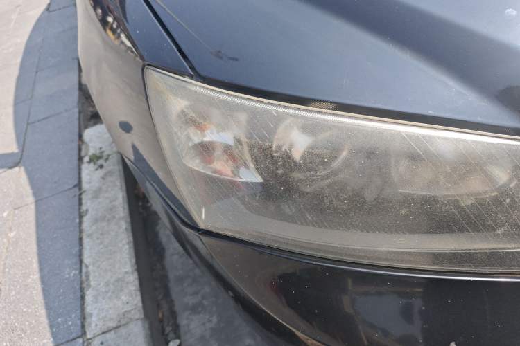 Used Geely Auto Classic Emgrand 2012 Sedan 1.8L Manual Luxury Model