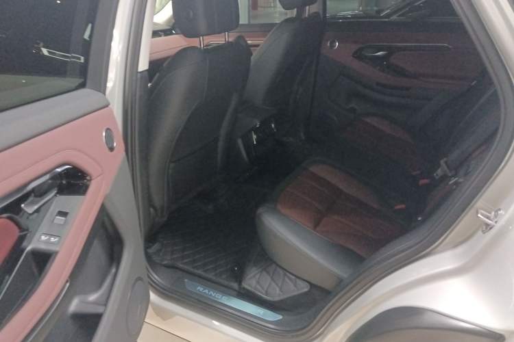 Used Land Rover Range Rover Evoque 2023 Aurora L 249 PS Luxury Edition