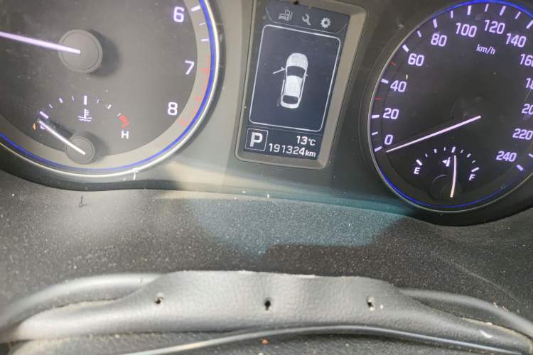 Used Hyundai Mistra 2014 1.8L Automatic Smart GLS