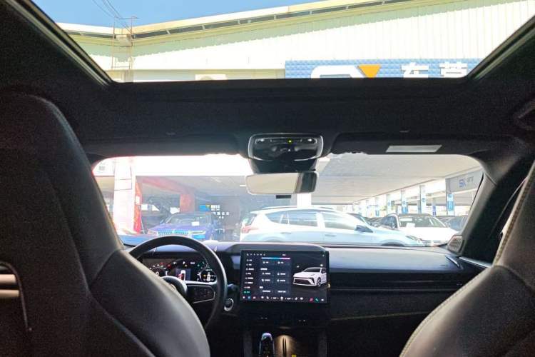 Used Lynk & Co 03 2023 1.5TD DCT JingPro
