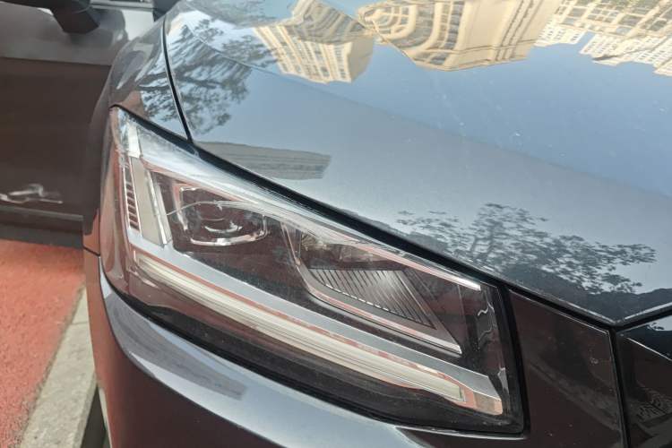 Used Audi Q2L 2018 35 TFSI Launch Exclusive Edition China V