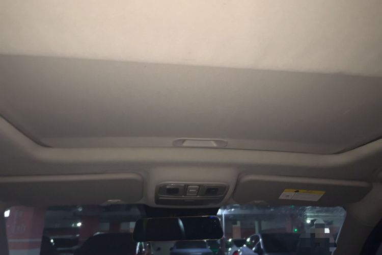 Used CHANGAN OSHAN CX70 2017 CX70T 1.5T Automatic Zunqing Edition Headliner