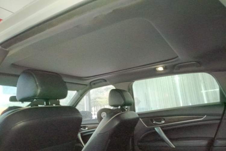 Used Honda UR-V 2017 240TURBO Two-Wheel Drive Classic Edition China V