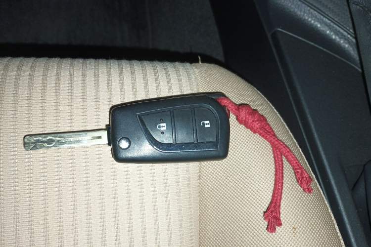 Used Toyota RAV4 2015 2.0L CVT 4x4 Trend Edition
