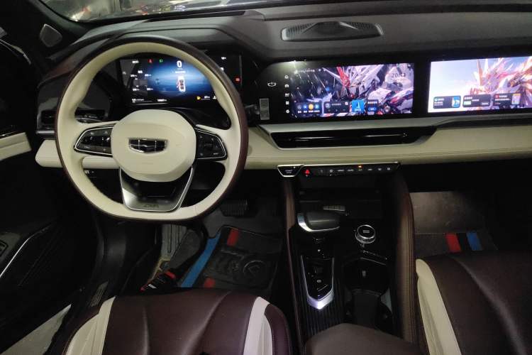 Used Geely Auto Monjaro L 2024 2.0TD High-Power Automatic Two-Wheel Drive Skyline Edition
