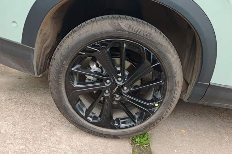 Used Dongfeng Aeolus Huge 2022 Mach Power 1.5T Dare-to-Love Edition