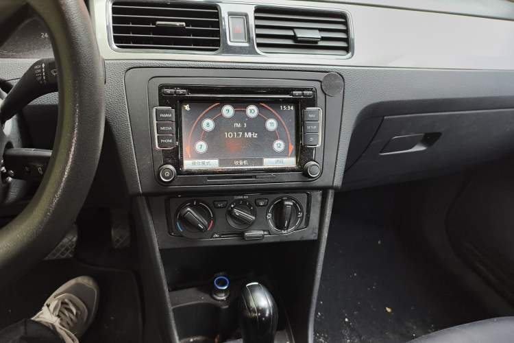 Used Volkswagen Santana 2015 Haval H6 1.6L Automatic Luxury Model